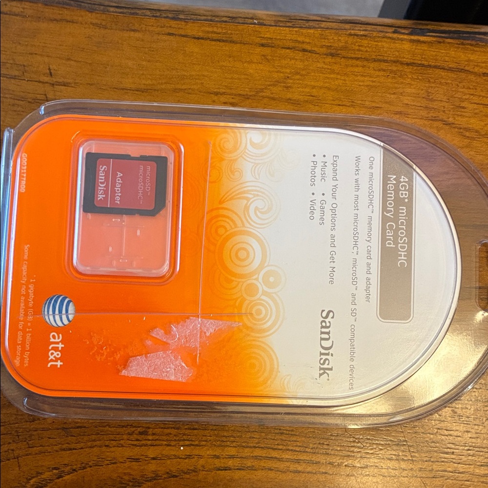 Scan disk 4GB microSDHC Memory Card - Orange/White Packaging